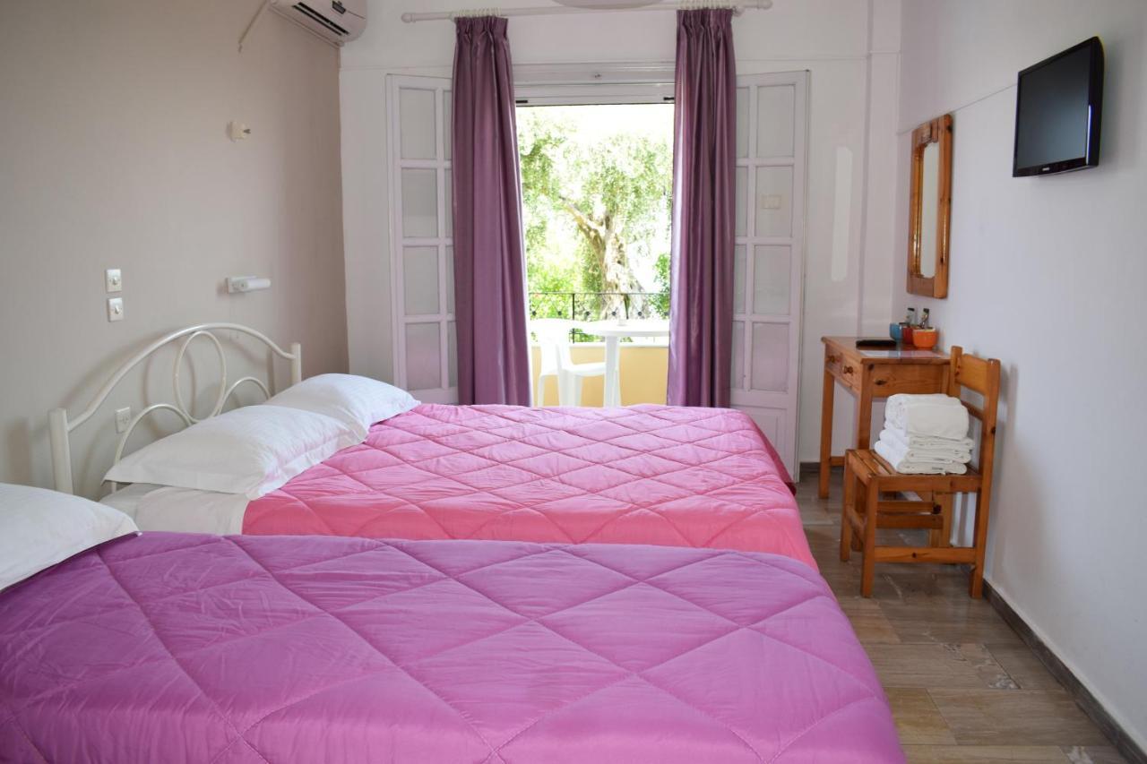 Rising Sun Apartments & Studios Benitses  Extérieur photo
